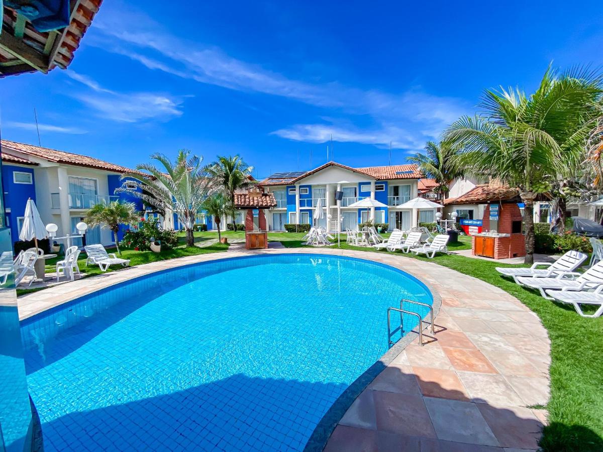 Casas no Residencial Mont Sião com 1, 2 ou 3 suítes (todas com ar condicionado) condomíno a poucos metros da praia de Taperapuã (Axé Moi), com 2 piscinas adulto, 2 infantil, sauna e 2 portarias, casas com internet privativa 300MBPS - B&B Porto Seguro