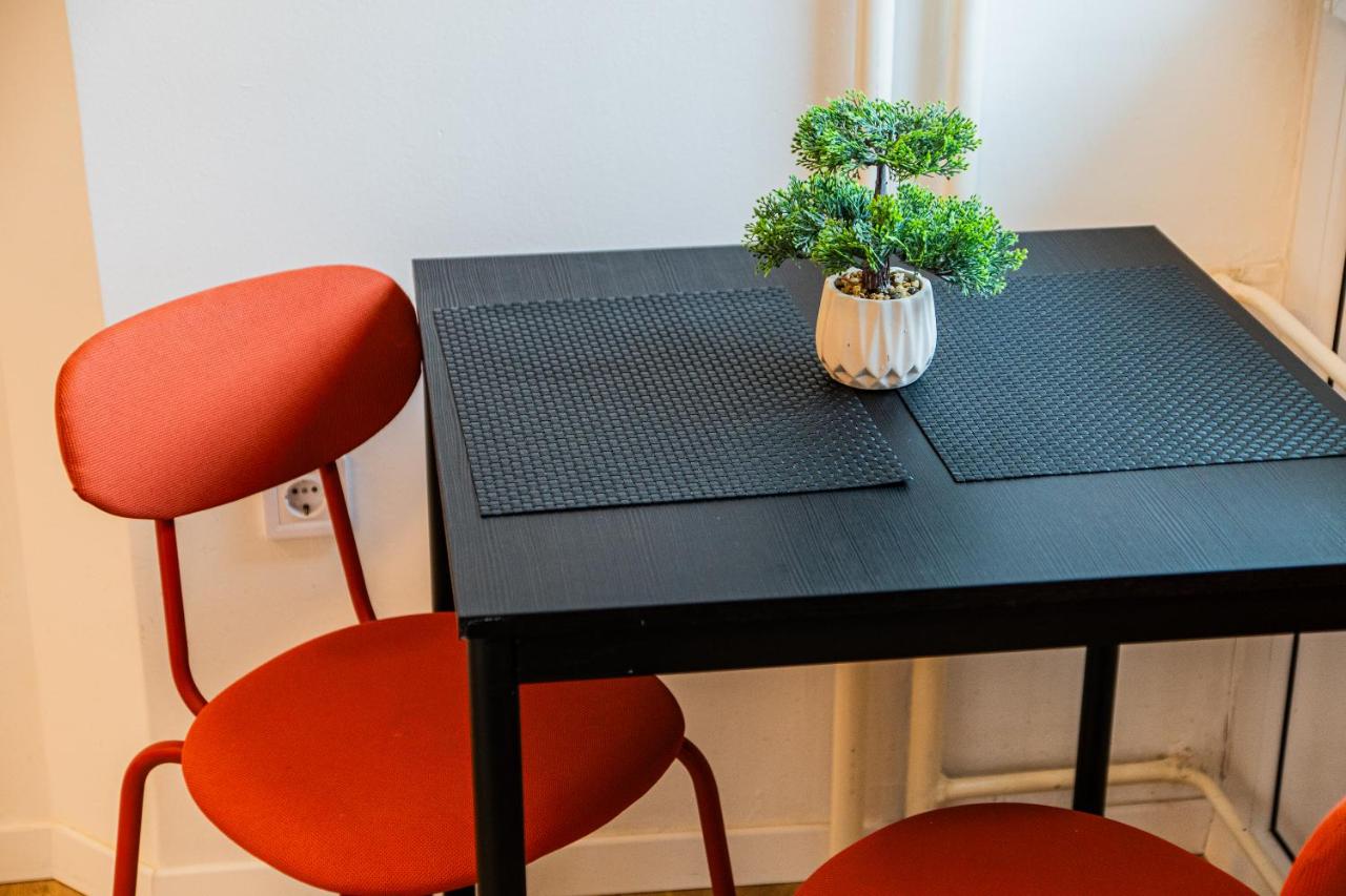 Flexible SelfCheckIns 109 - Zagreb - Bedroom - New - B&B Zagreb