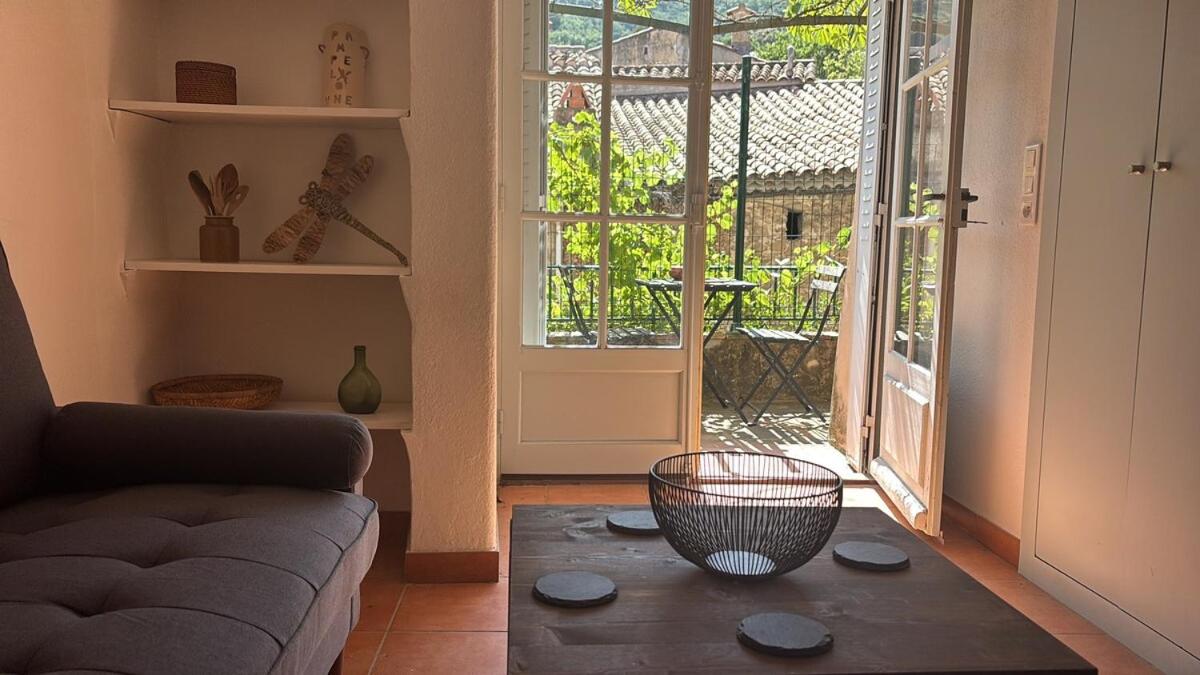 Authentic Ramatuelle Village House - Chambres d’hôtes Ramatuelle