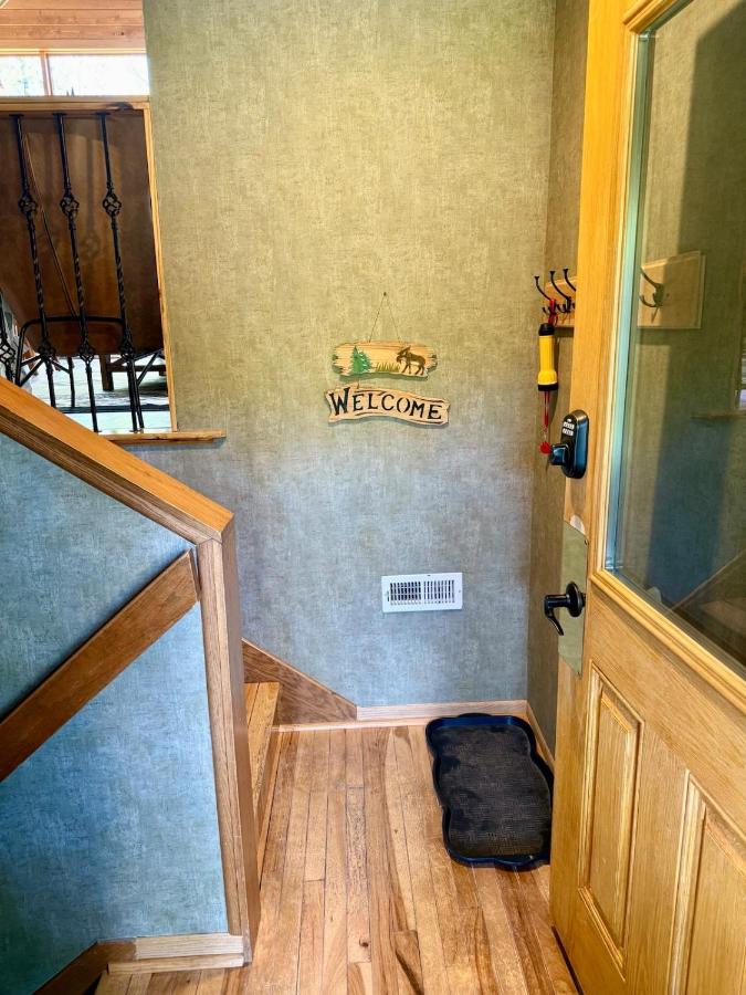 Charming Lutsen Mountain Townhome with Pool Access - B&B Lutsen