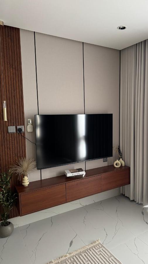 شقة بغرفة نوم وصالة مع اطلاله - Ferienwohnung Khobar