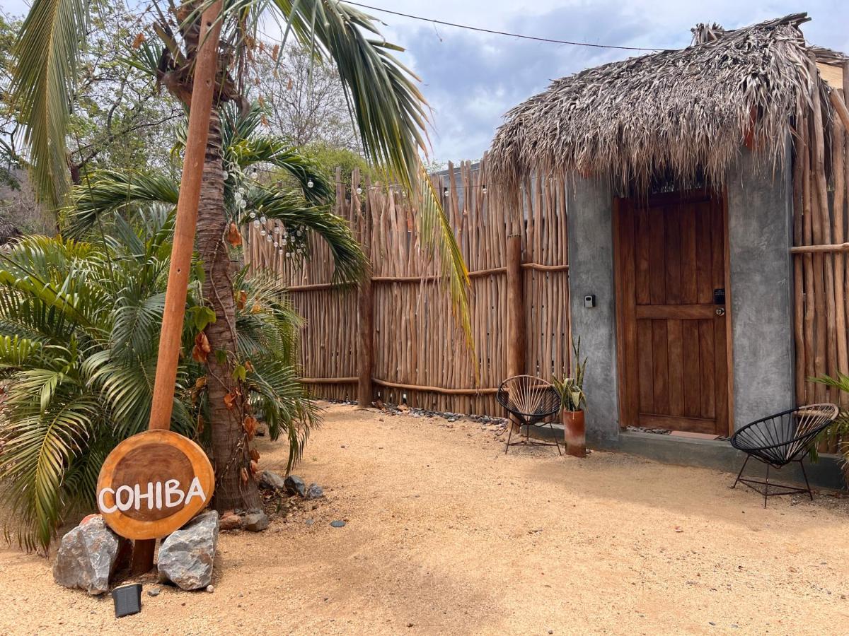 Casa Copal Troncones - Bungalows con Alberca Privada - Bed and Breakfast Troncones