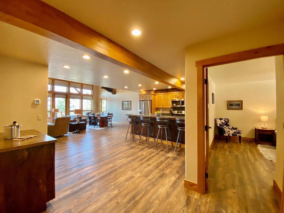 Townhome next to Clubhouse in Exclusive Eagle Bend - The Glacier - B&B
