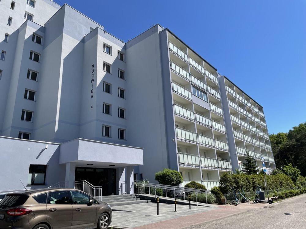 Nadmorski apartament tuż przy samym lesie - B&B