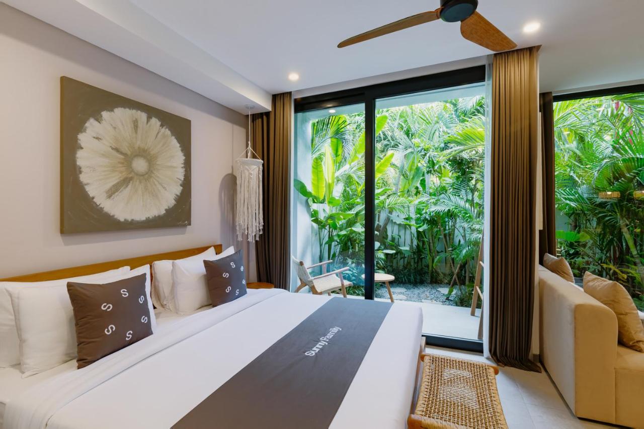 Suite with Garden View