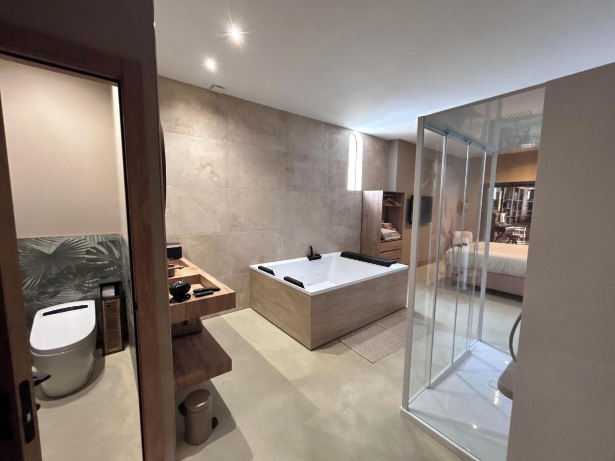 Kamer met Kingsize bed en Bubbelbad
