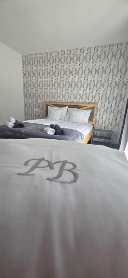 Panorama Budești - B&B
