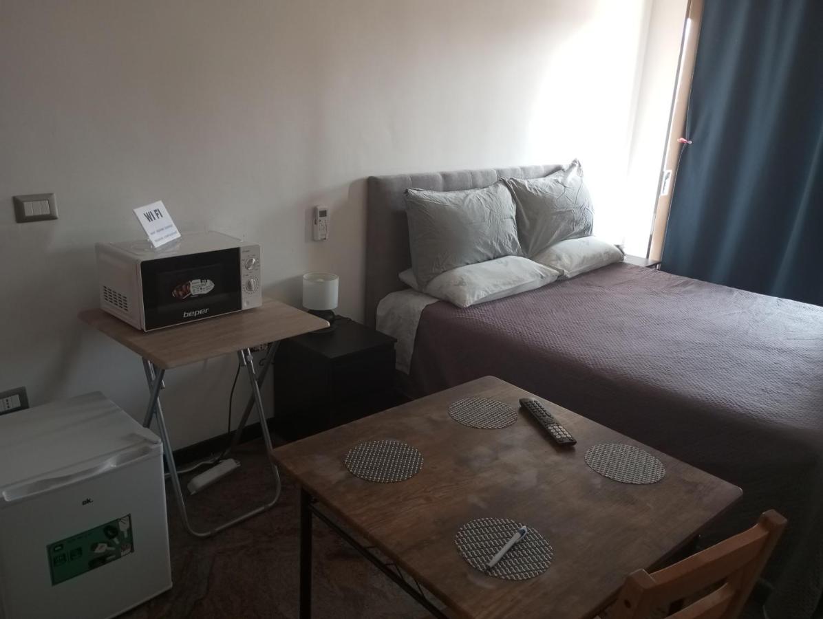 Dreibettzimmer mit eigenem externen Bad