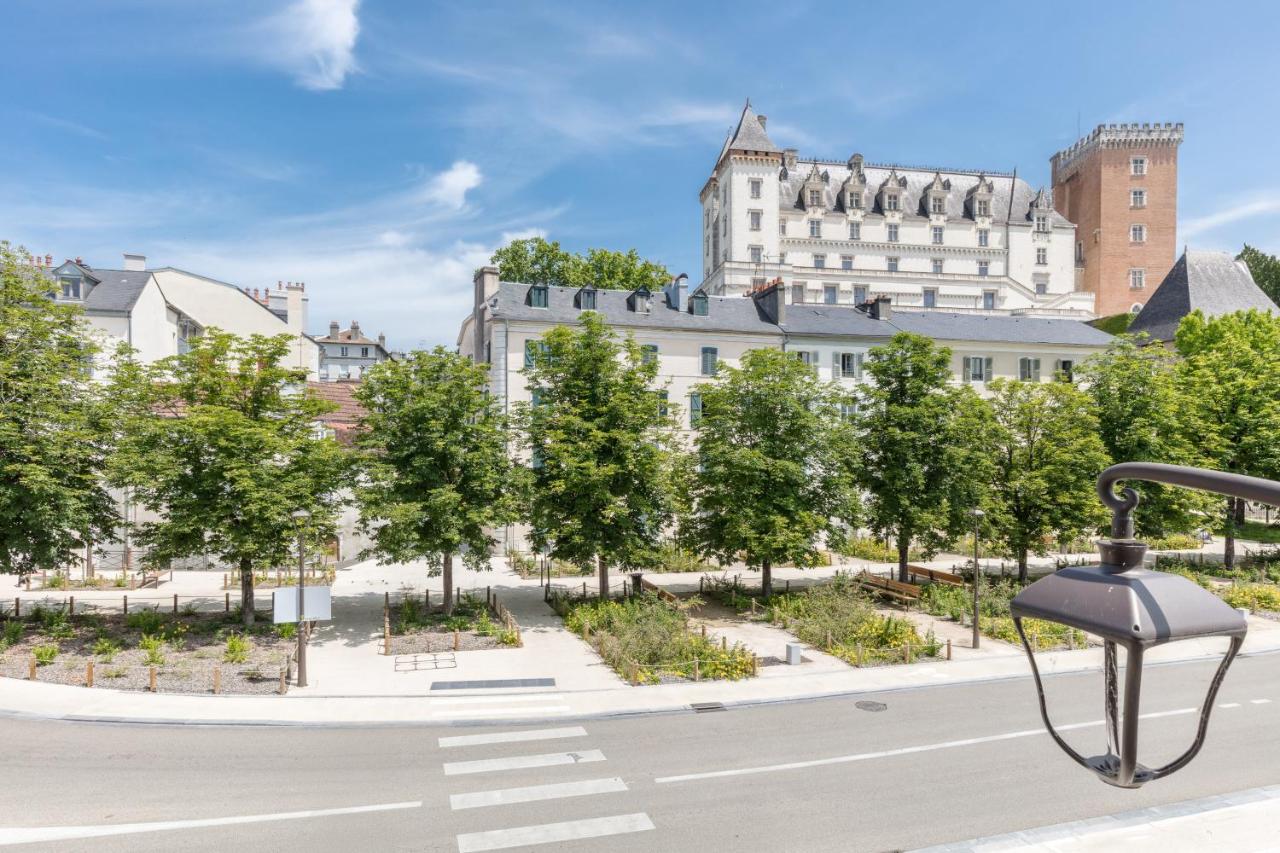 Le Monnaie - Appartement lumineux face au Château de Pau - Bed and Breakfast Pau