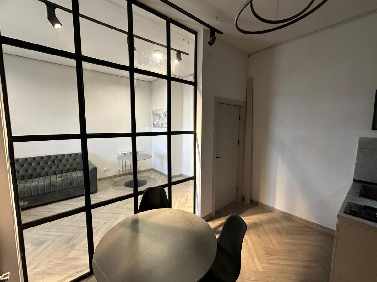 ElitApart 2 - B&B