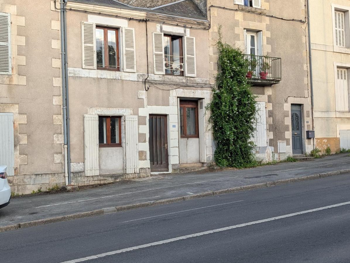 PontA Appart T2 - Proche Gare, Parc de Blossac et Centre-ville - Chambres d’hôtes Poitiers