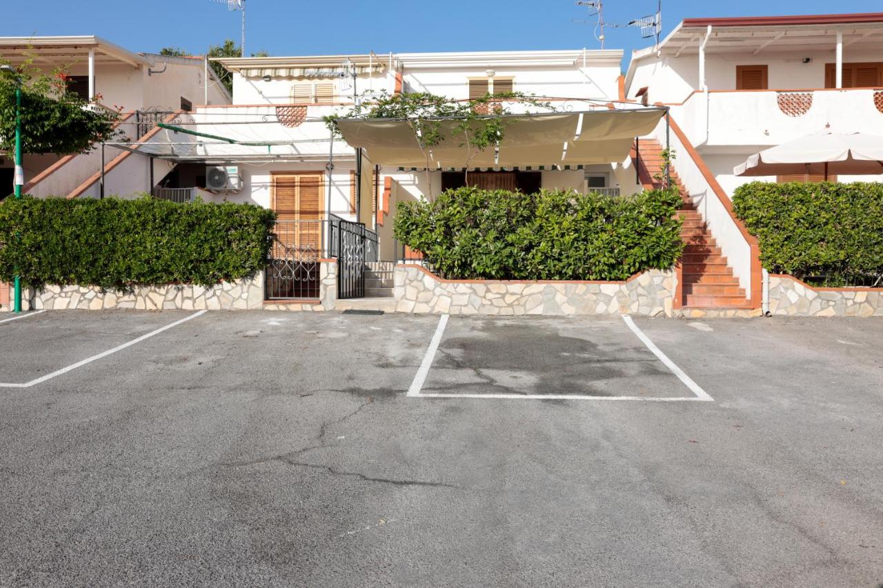 La Terrazza sull'Isola modern apartment with sea view - B&B Diamante