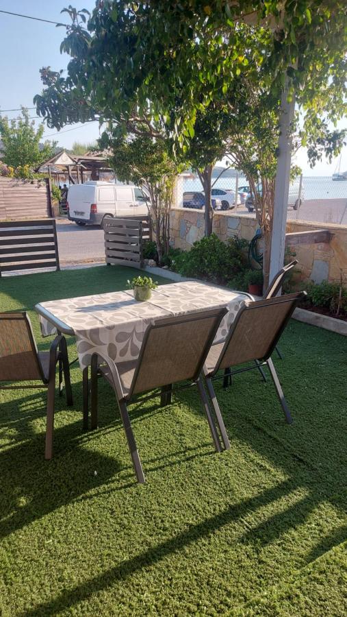 Galazio suites 1 - B&B Salamína