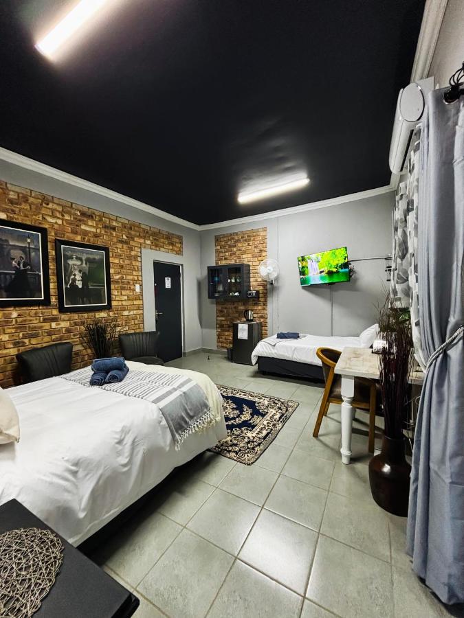 Camera Familiare con Bagno Privato