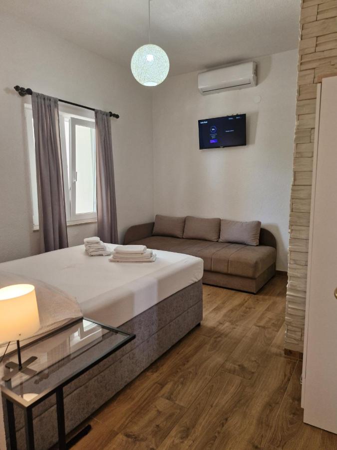Zweibettzimmer mit eigenem Bad