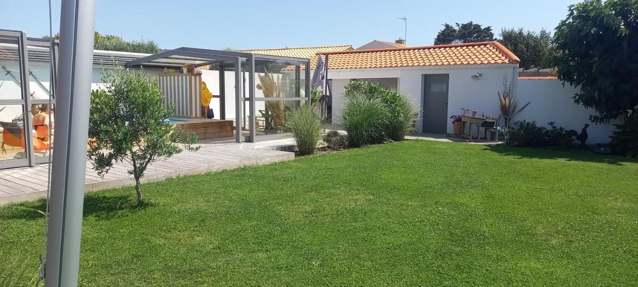 Villa des Huniers à La Chaume - B&B