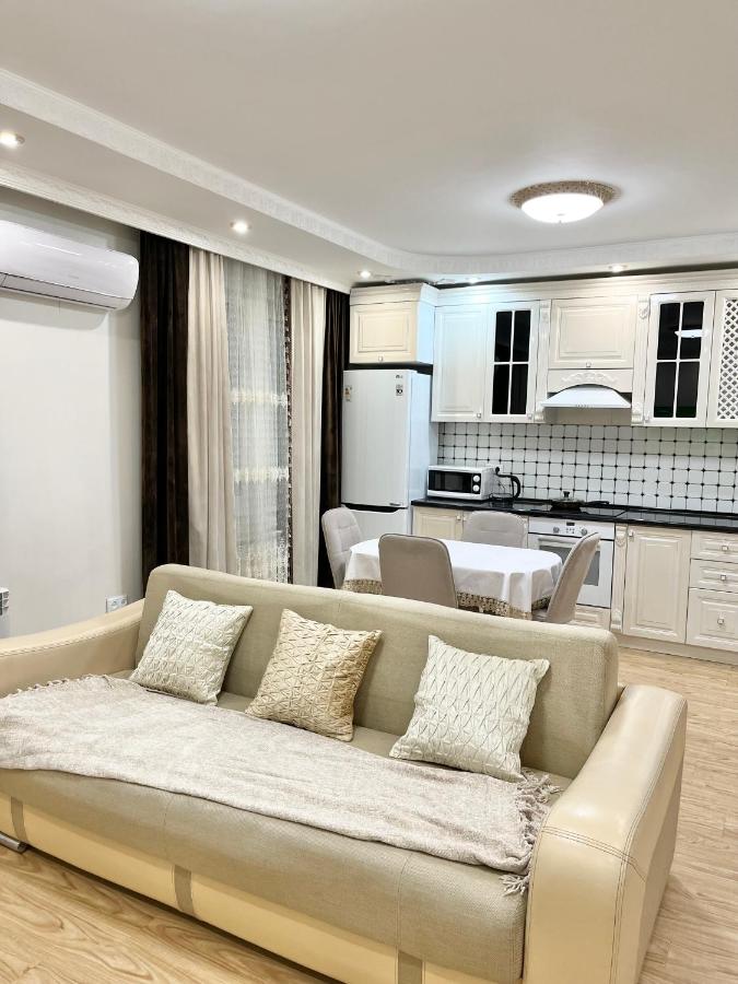 Люкс апартамент с красивым видом на Экспо - B&B Astana