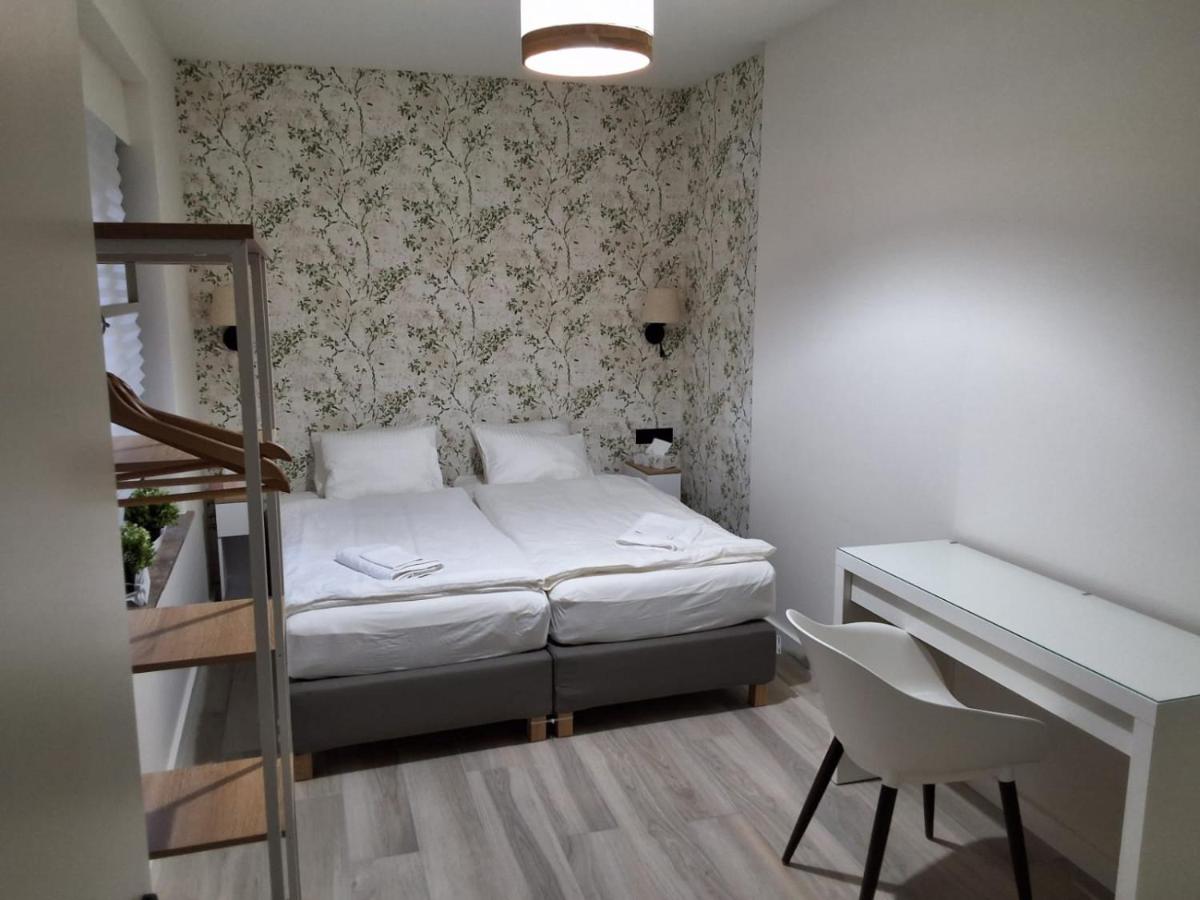 City Center location 2BR apartment near Station! - B&B