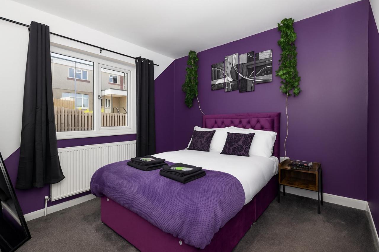 Stonecliffe 35 by Alt-Stay - 3 Bed Home - Parking, WiFi & Full Kitchen - Contractors & Relocations - Weekly & Monthly Rates - B&B Leeds