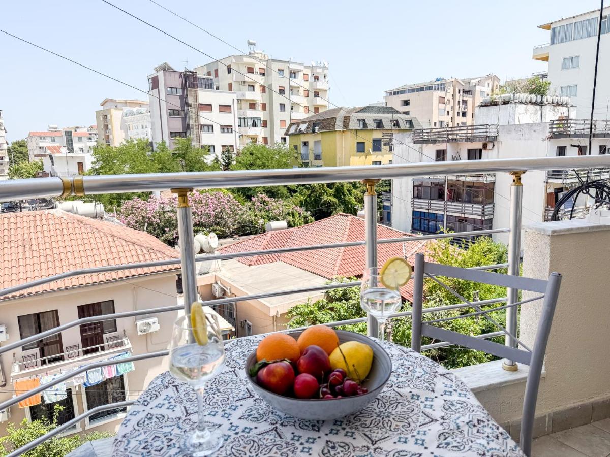 Apartment with City View