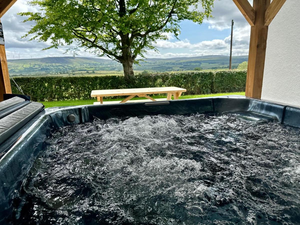 Mountain View House With Hot Tub - B&B Garvagh