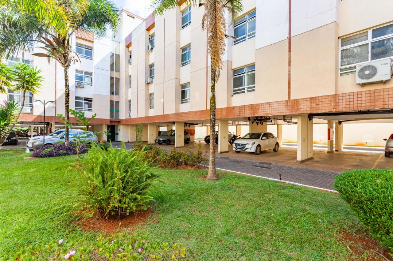 4 km da Esplanada com garagem e elevador na Asa Norte - B&B Brasília