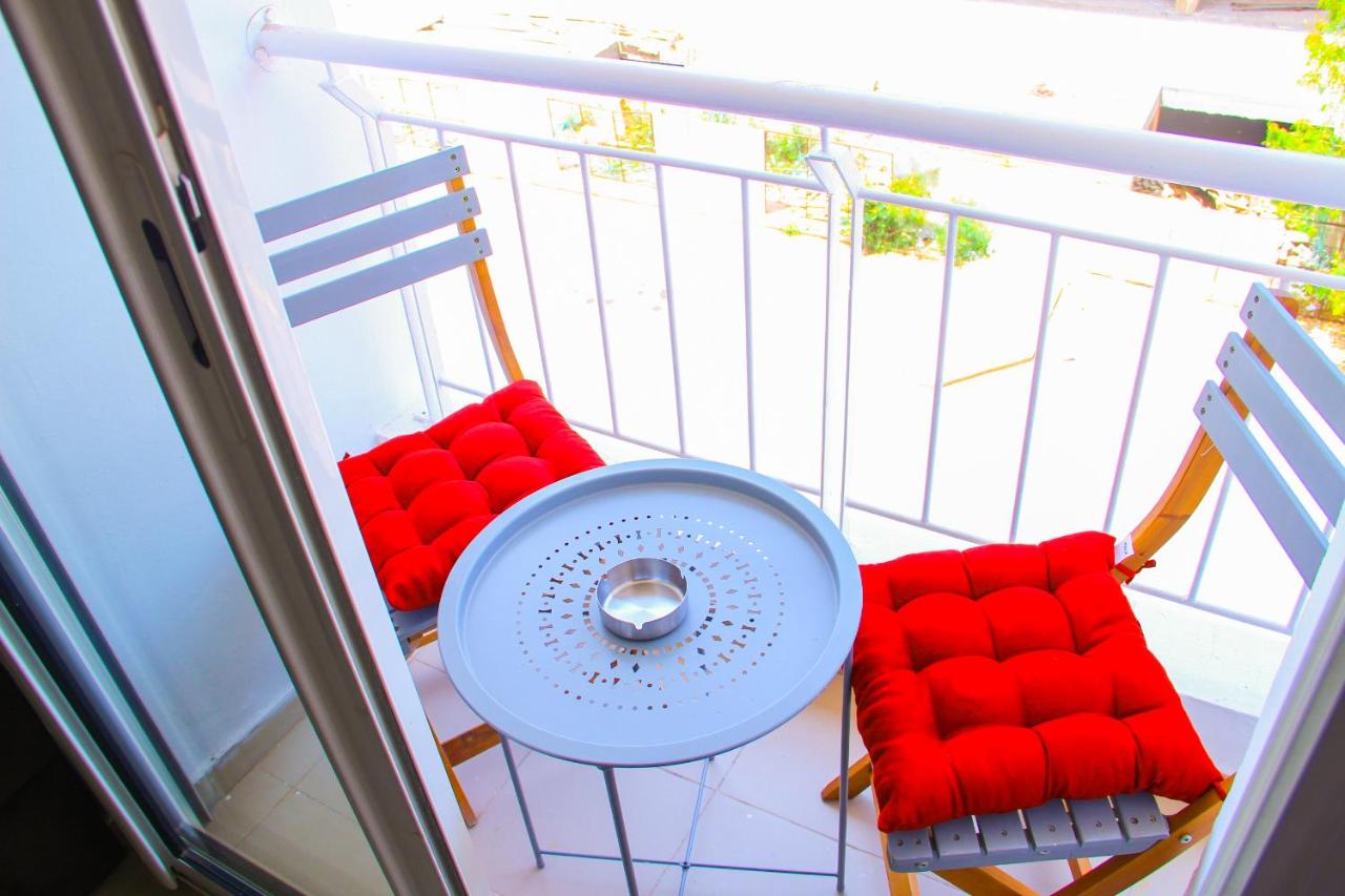 Bel appartement piscine 10min plage souk netflix beinsport - B&B Agadir