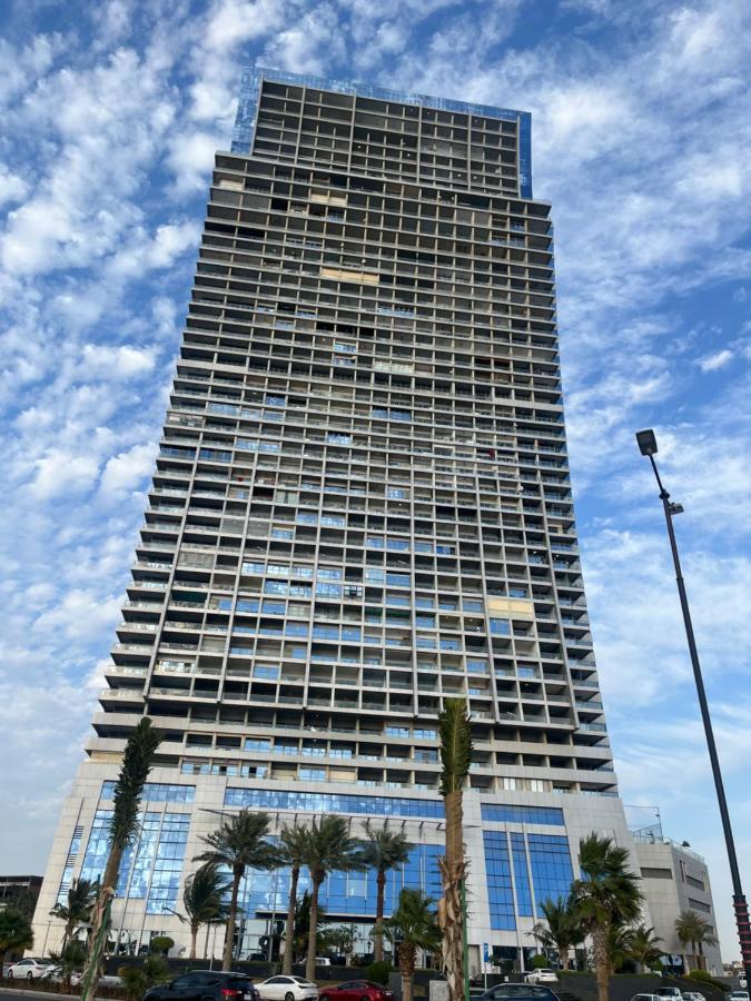 شقةباأطلالة بحرية برج الجوهره داماك Damac AlJawharah Tower - B&B