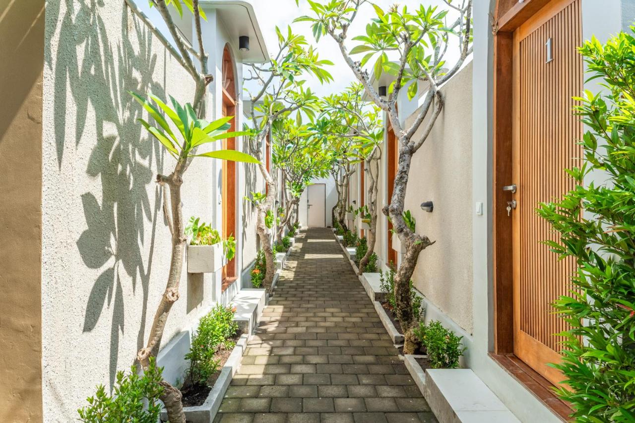Comoda Seminyak - B&B Seminyak