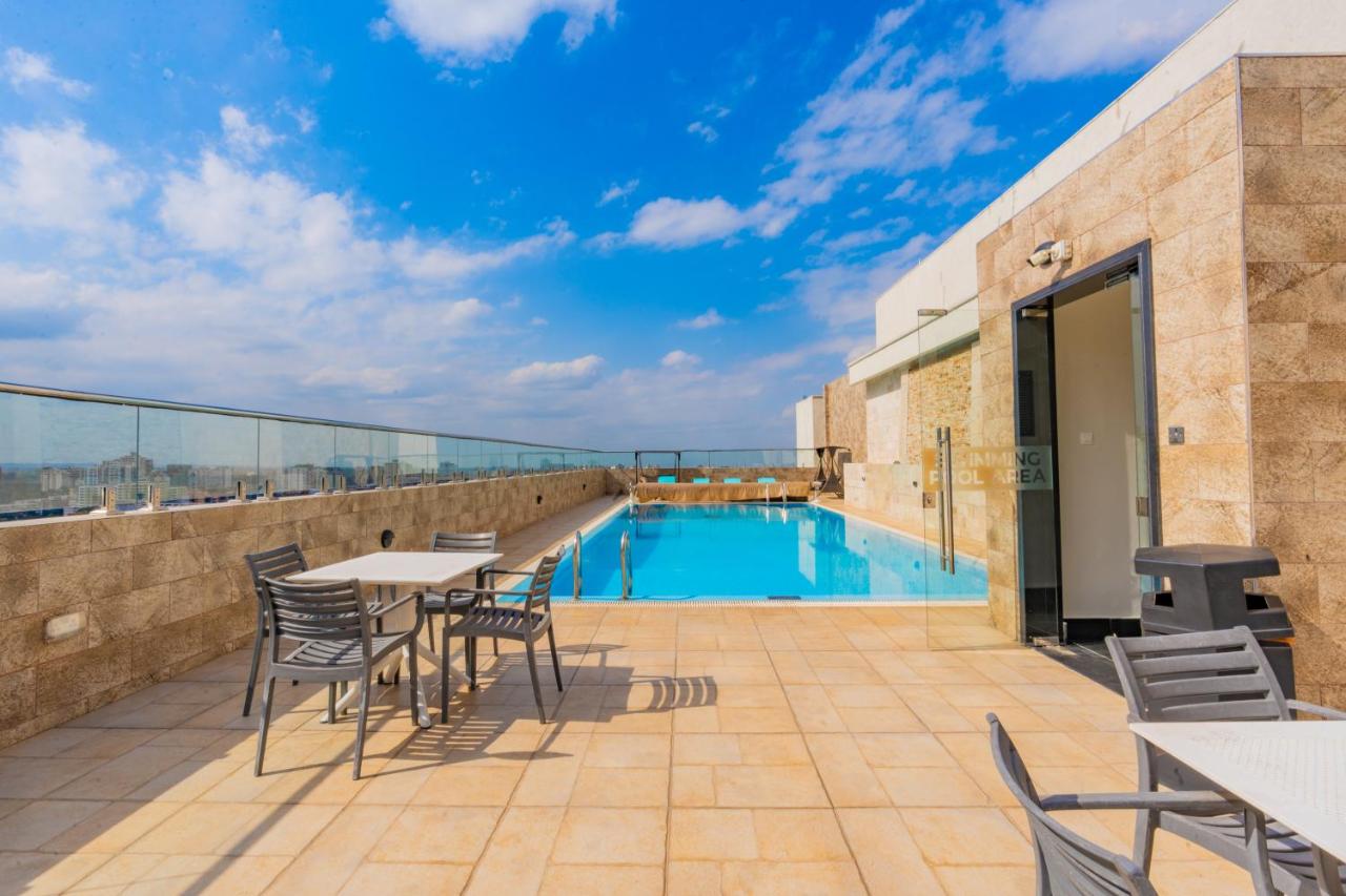 Luxe Apartment For Business Travellers - High Speed WiFi 30mbps - B&B Nairobi