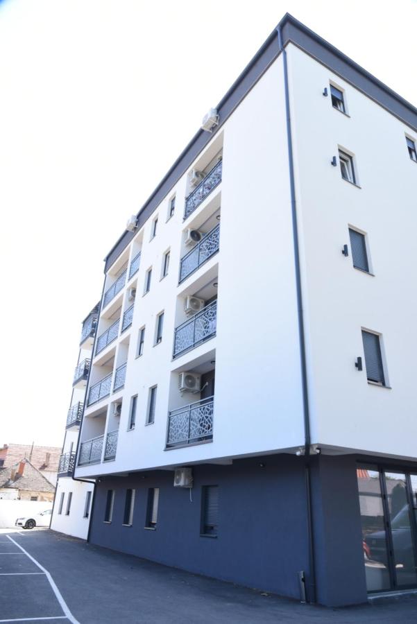 L&L Apartman - B&B