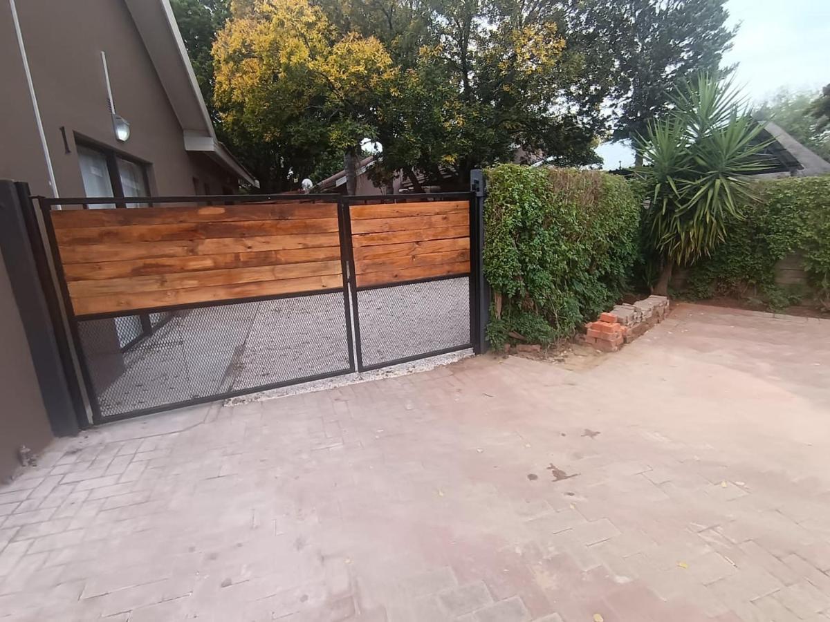 Tuis - Bed and Breakfast Kimberley