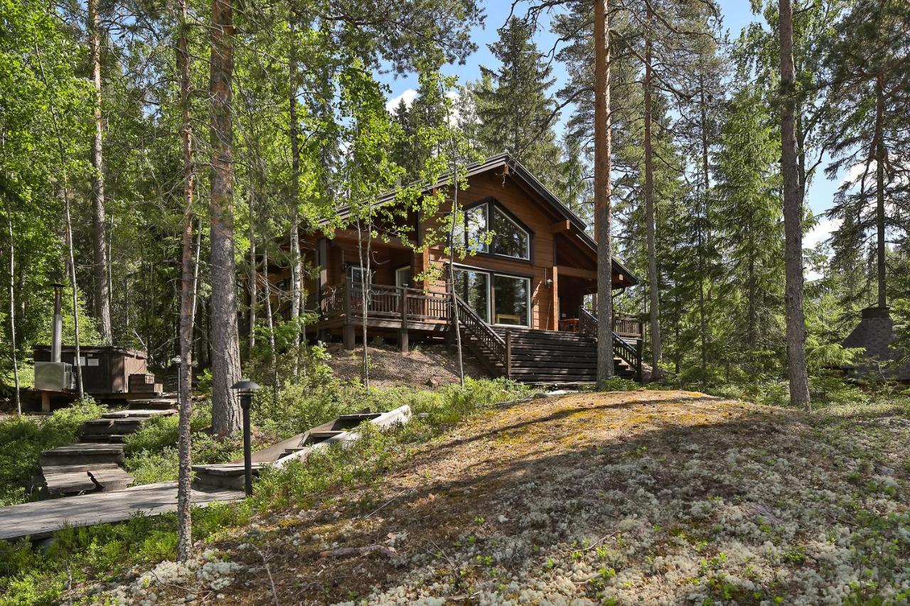 Hyvölän Mökit - B&B