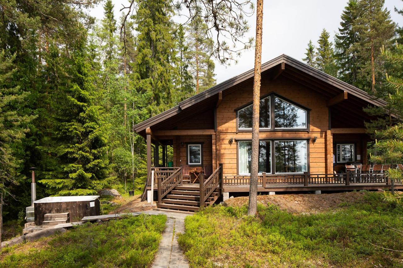 Three-Bedroom House Juolukka