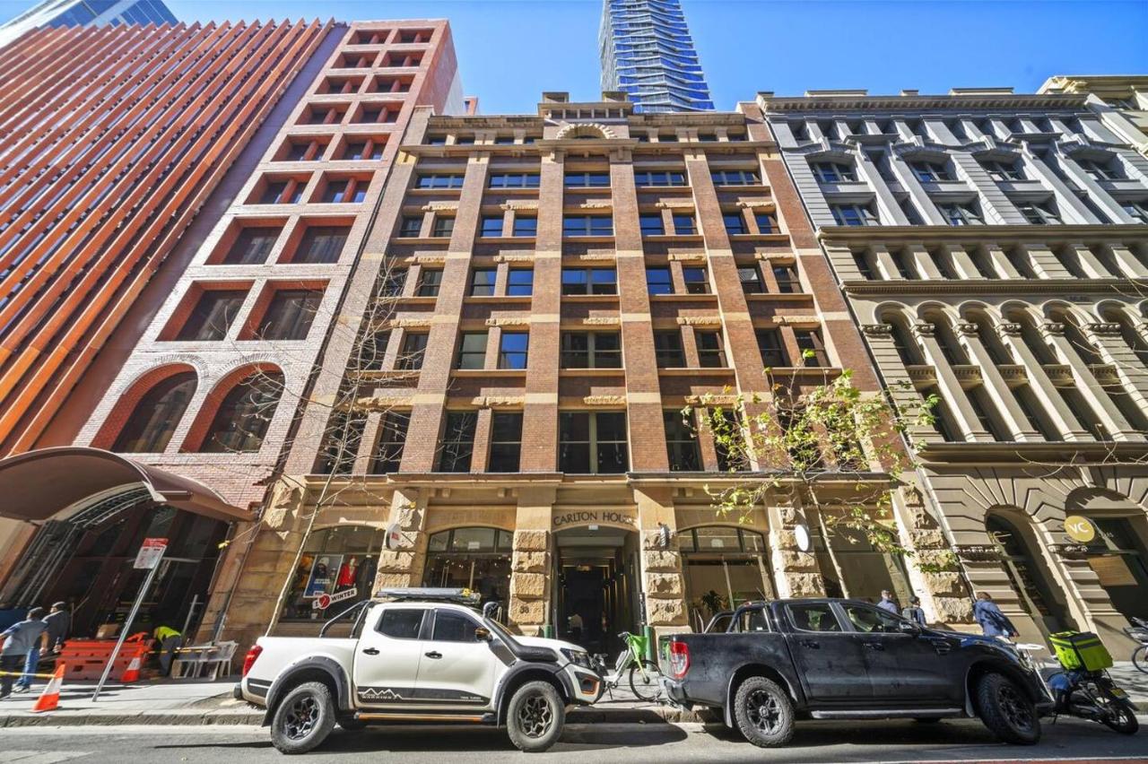 Stylish suites with City-view & Balcony in York&George - B&B Sydney