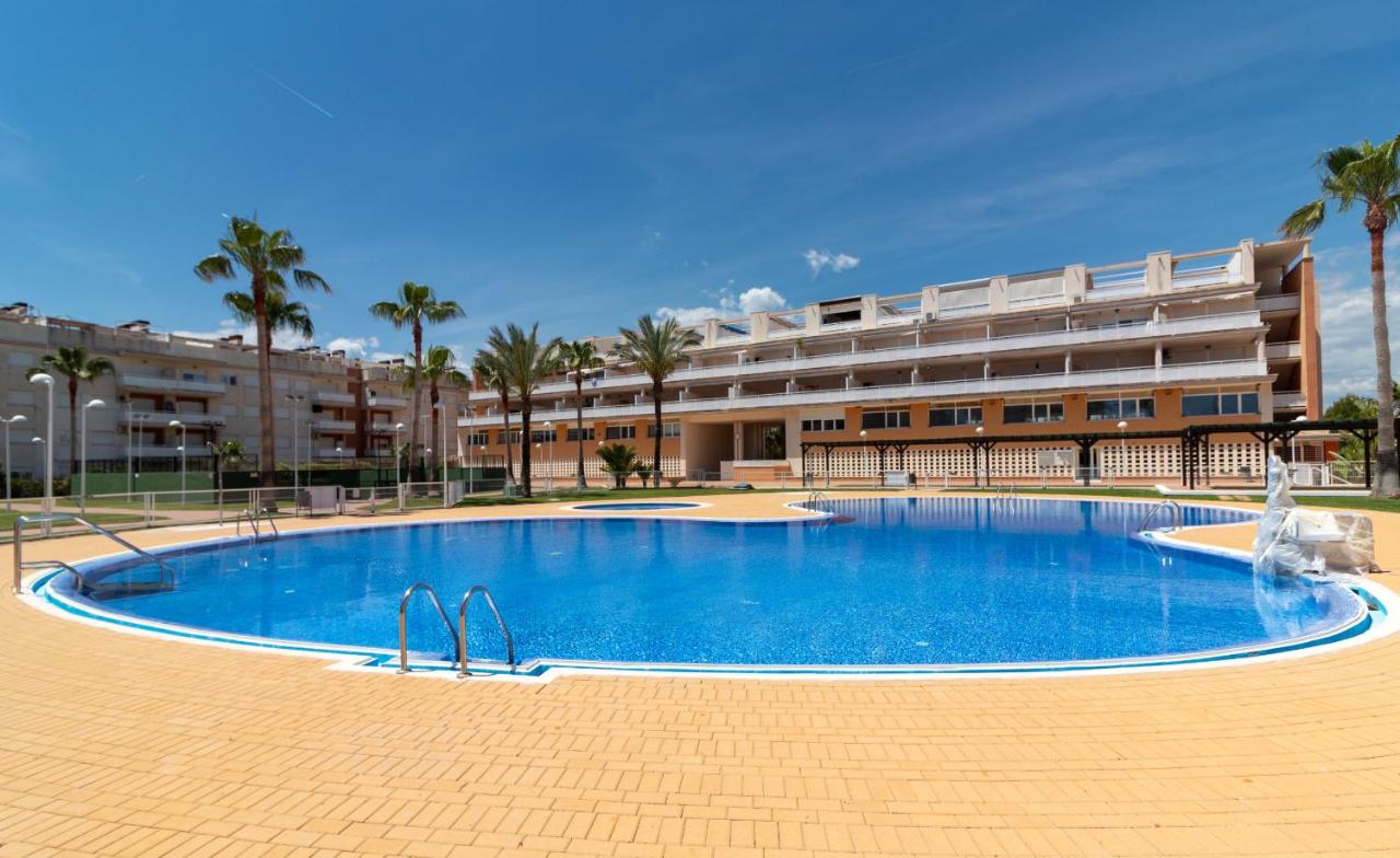 Global Properties, Planta baja con piscina en Almenara - B&B Almenara