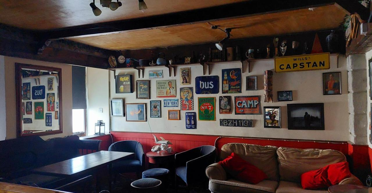 Black Toms Tavern - B&B