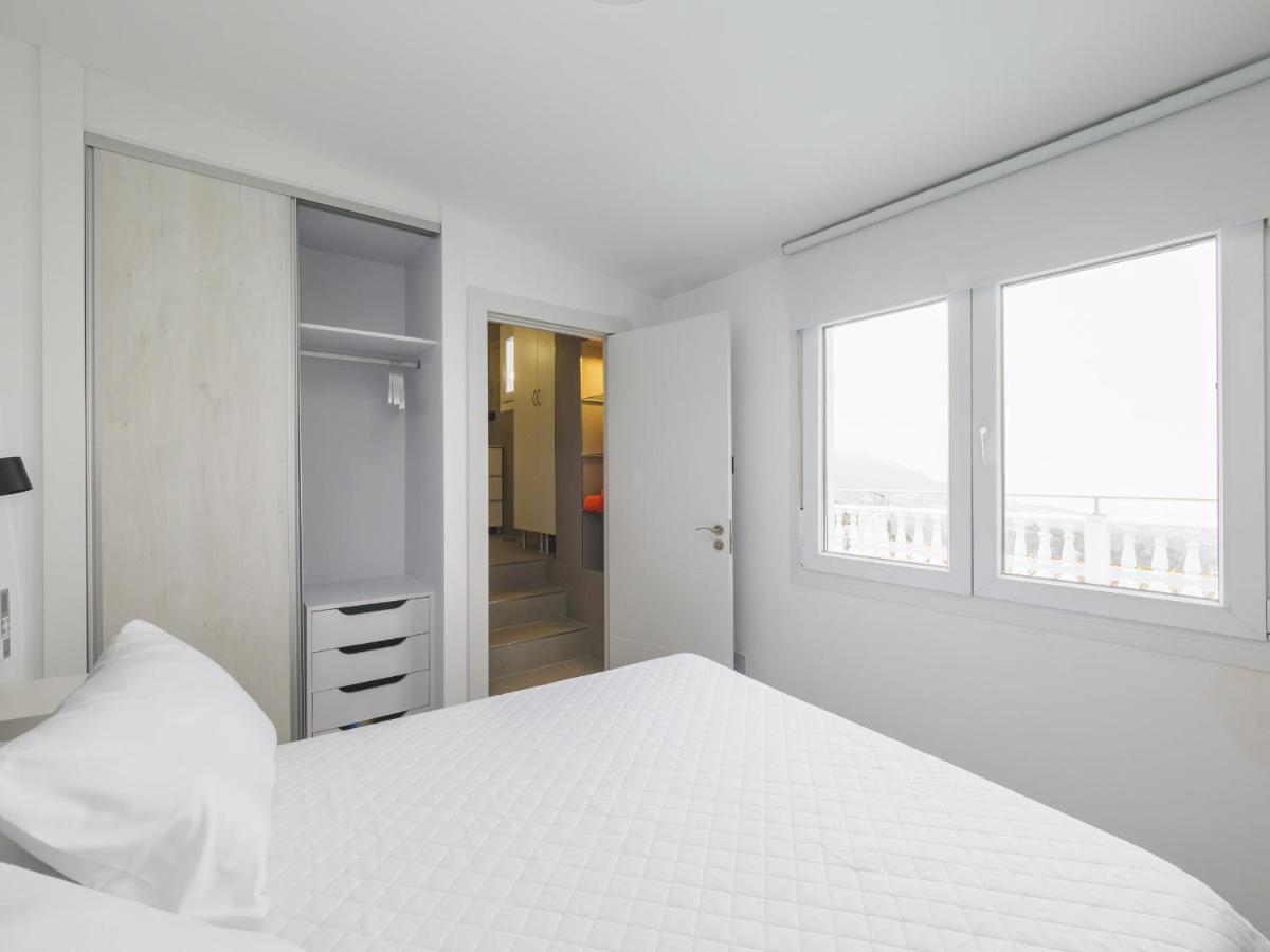 Cubo's La Santa Maria Mijas Pool & Sea View - B&B Mijas