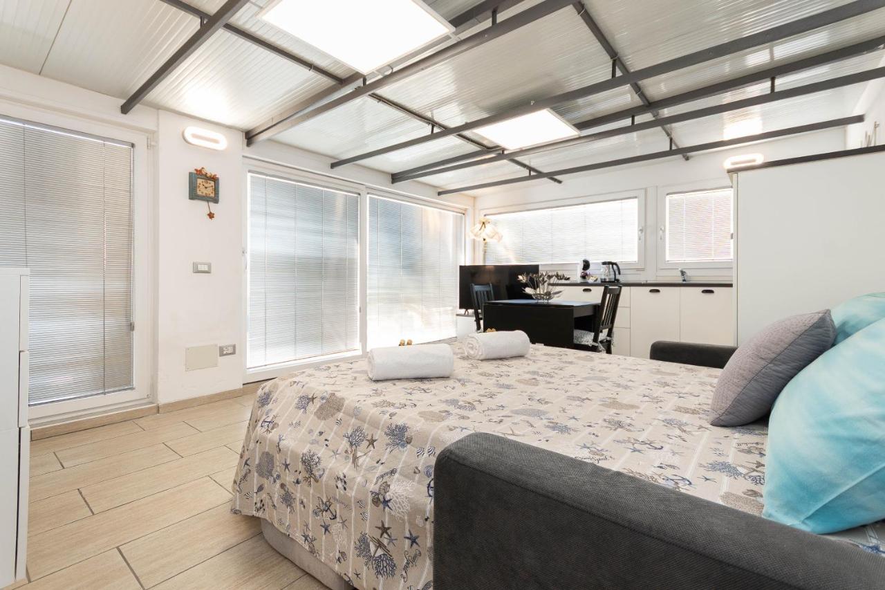 Appartamento con 1 Camera da Letto, Vista Mare e Terrazza