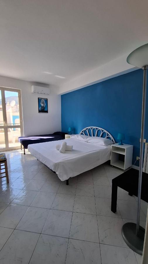 Chambre Triple Supérieure - Vue sur Mer