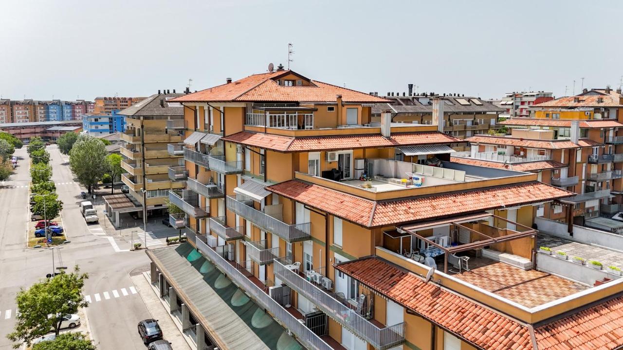 Residence CARAVELLA 2 - Bed and Breakfast Porto Santa Margherita