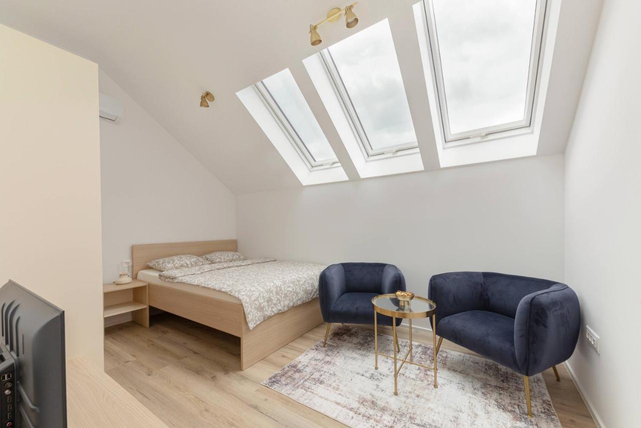 Double Room with Shared Bathroom