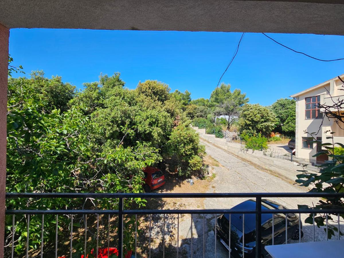Two-Bedroom Apartment with Balcony and Sea View