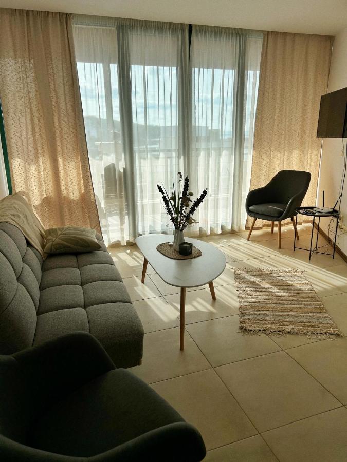 East Village - Holiday Apartment - B&B