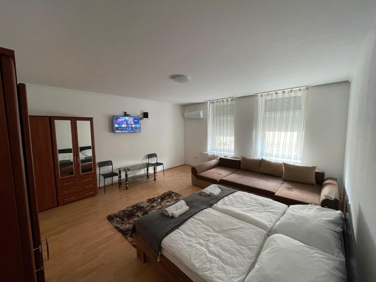 Berekalja Várszállás - B&B