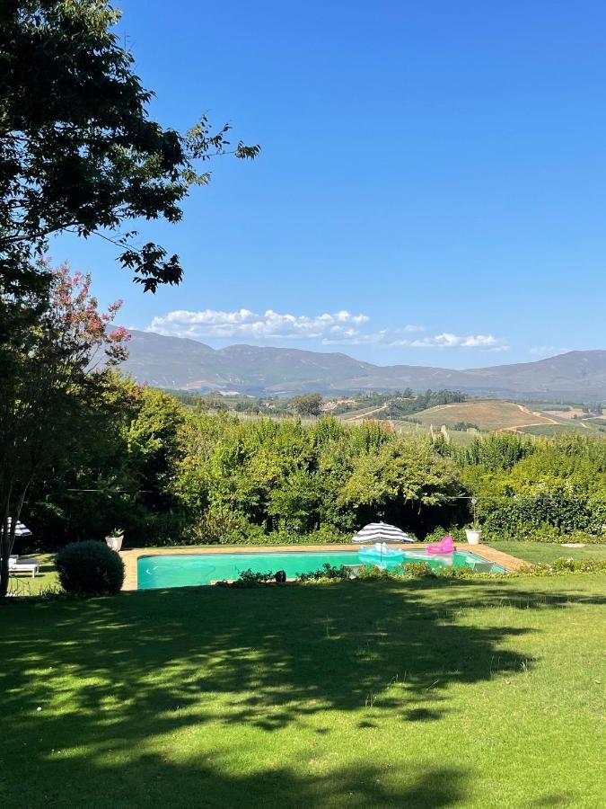 Charming Cottage in Elgin, Grabouw - B&B