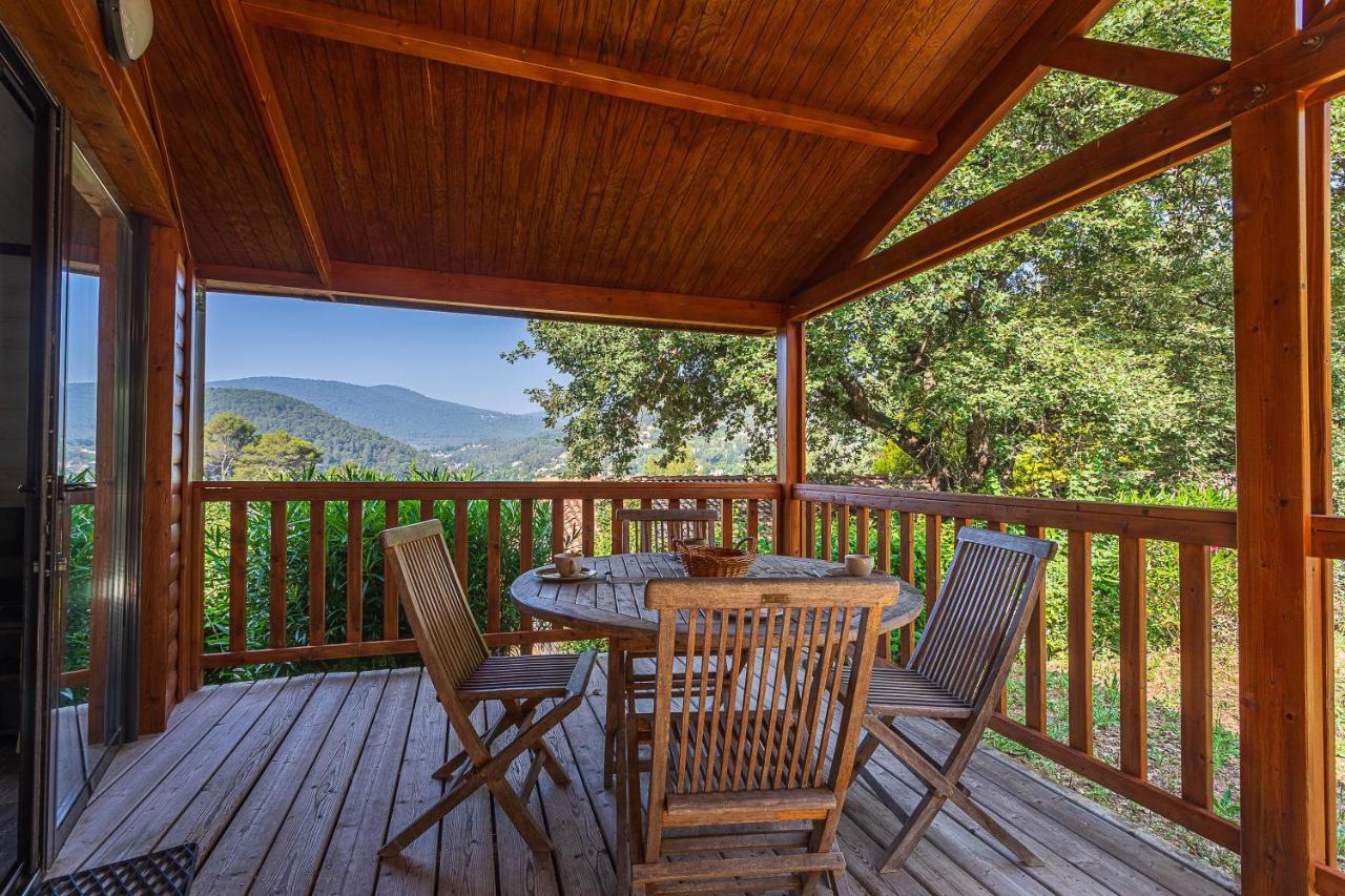 L’Abiho - Chalet climatisé avec piscine - Chambres d’hôtes Solliès-Toucas