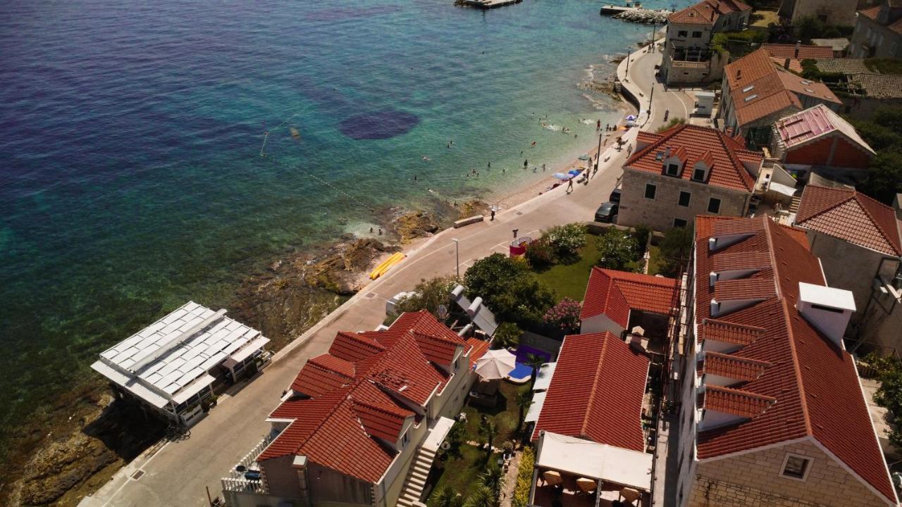 Crystal Sea - Bed and Breakfast Sutivan