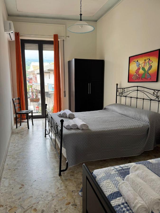 Appartamento con 2 Camere da Letto, Balcone e Terrazza