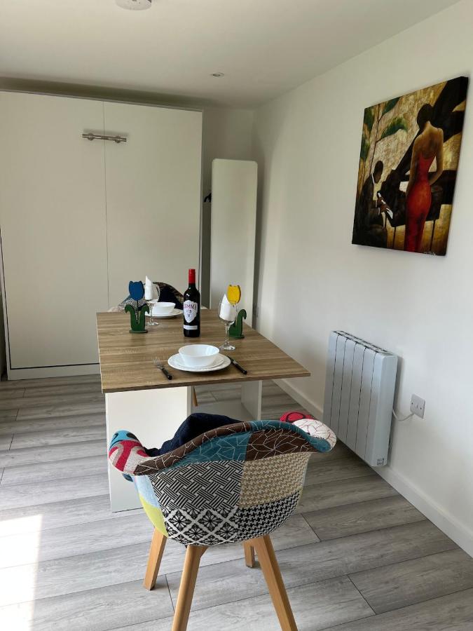 Dolly Studio - Ferienwohnung Colchester
